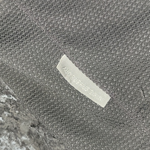 90s/ Y2k. Nike. Sphere-dry. Long-sleeve. Men's size Large - Picture 4 of 15